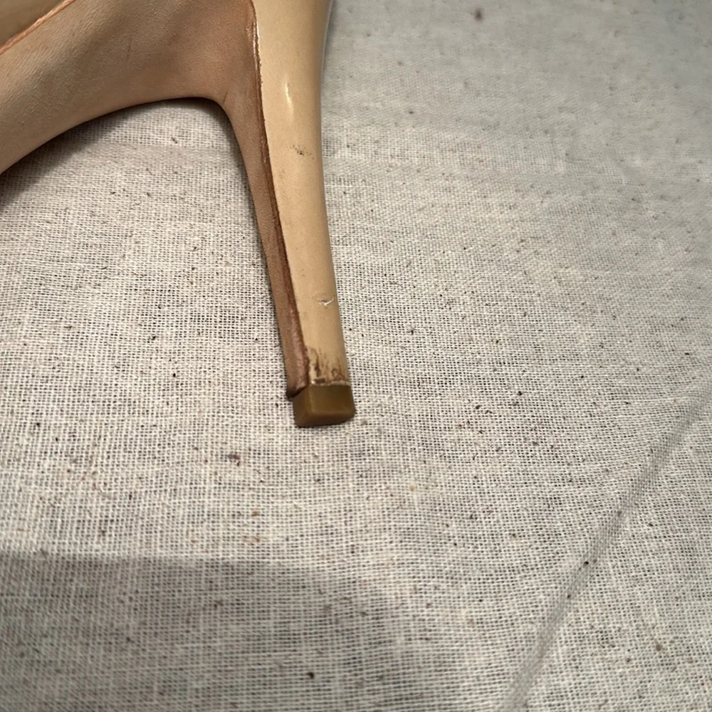Jimmy Choo Vikki Pumps Nude Patent Leather | Wedding/Events Sz39 - Picture 13 of 15